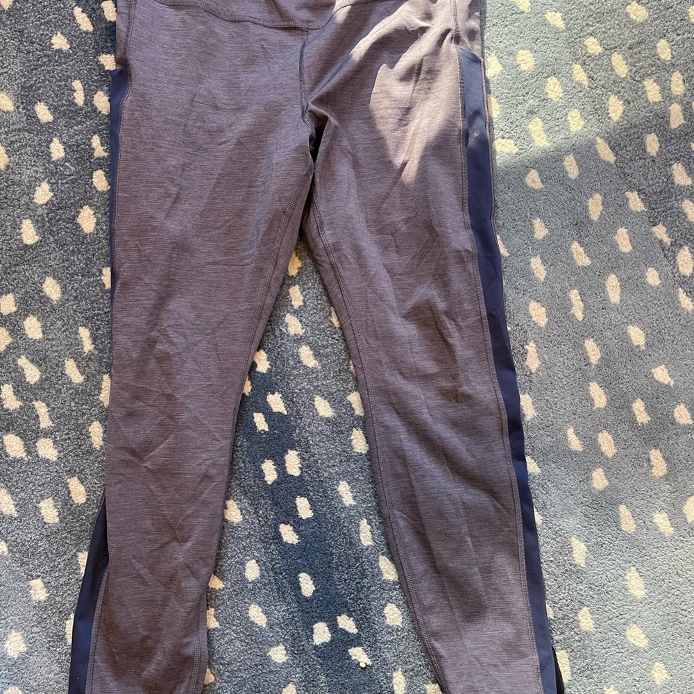Athleta Ultimate Stash 7/8 Charcoal and Navy Legging